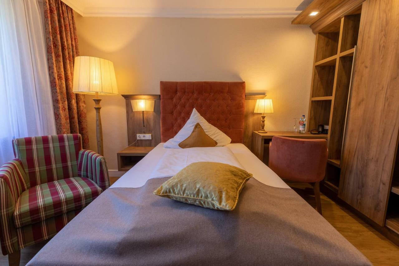 באד וואלדסי Parkhotel מראה חיצוני תמונה